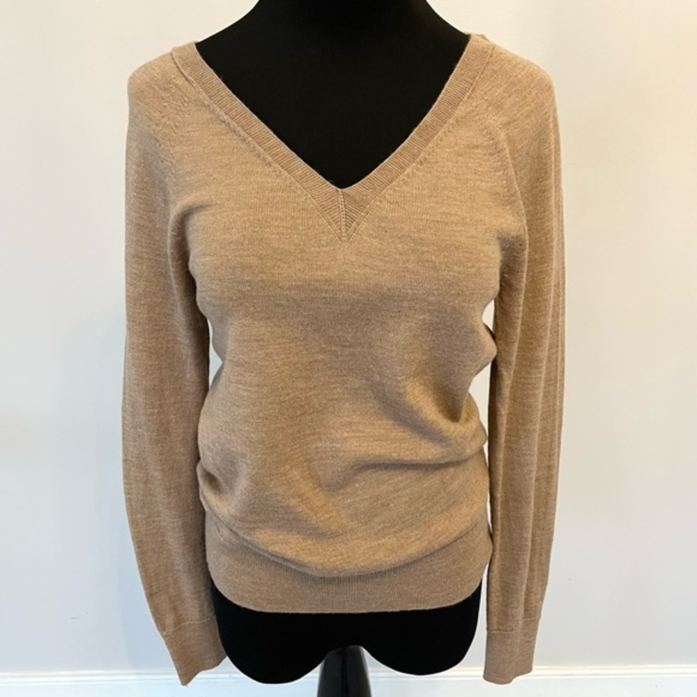 BANANA REPUBLIC Tan 100% Merino Wool Sweater